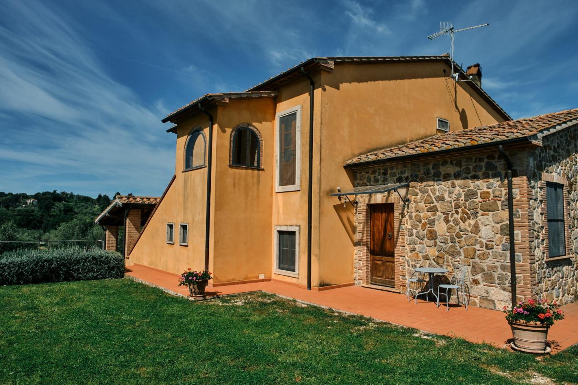 8380 Agriturismo Il Saragiolo Manciano Buitenkant foto