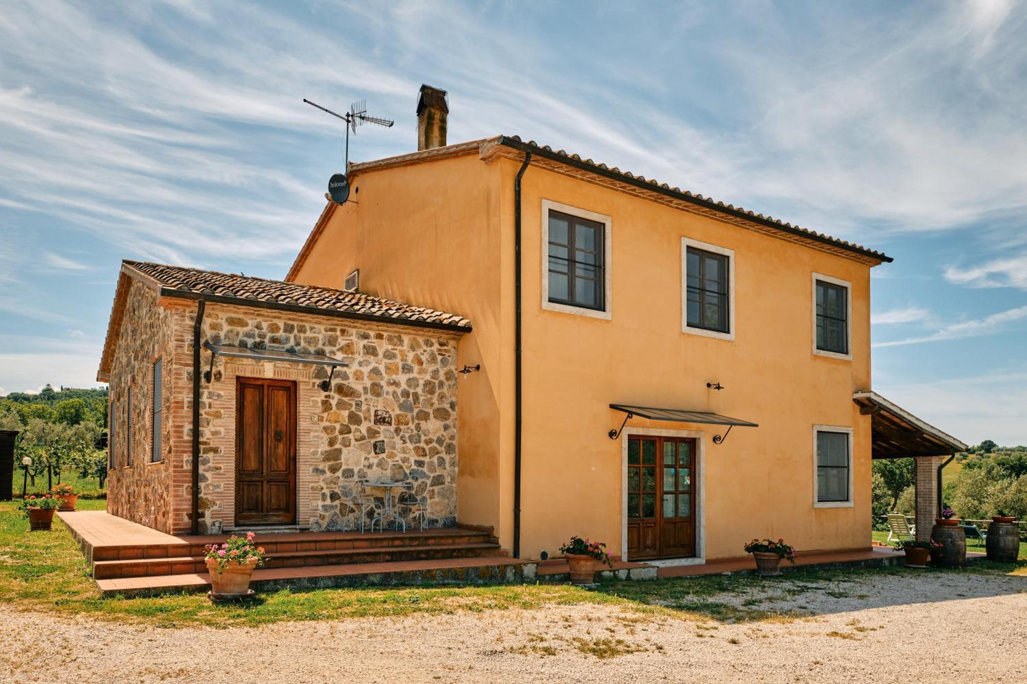 8380 Agriturismo Il Saragiolo Manciano Buitenkant foto