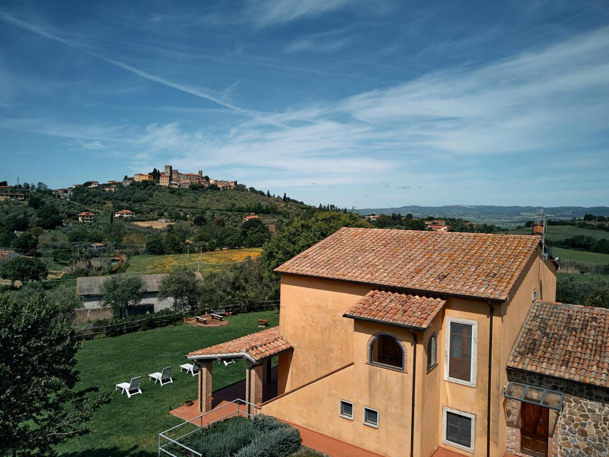 8380 Agriturismo Il Saragiolo Manciano Buitenkant foto